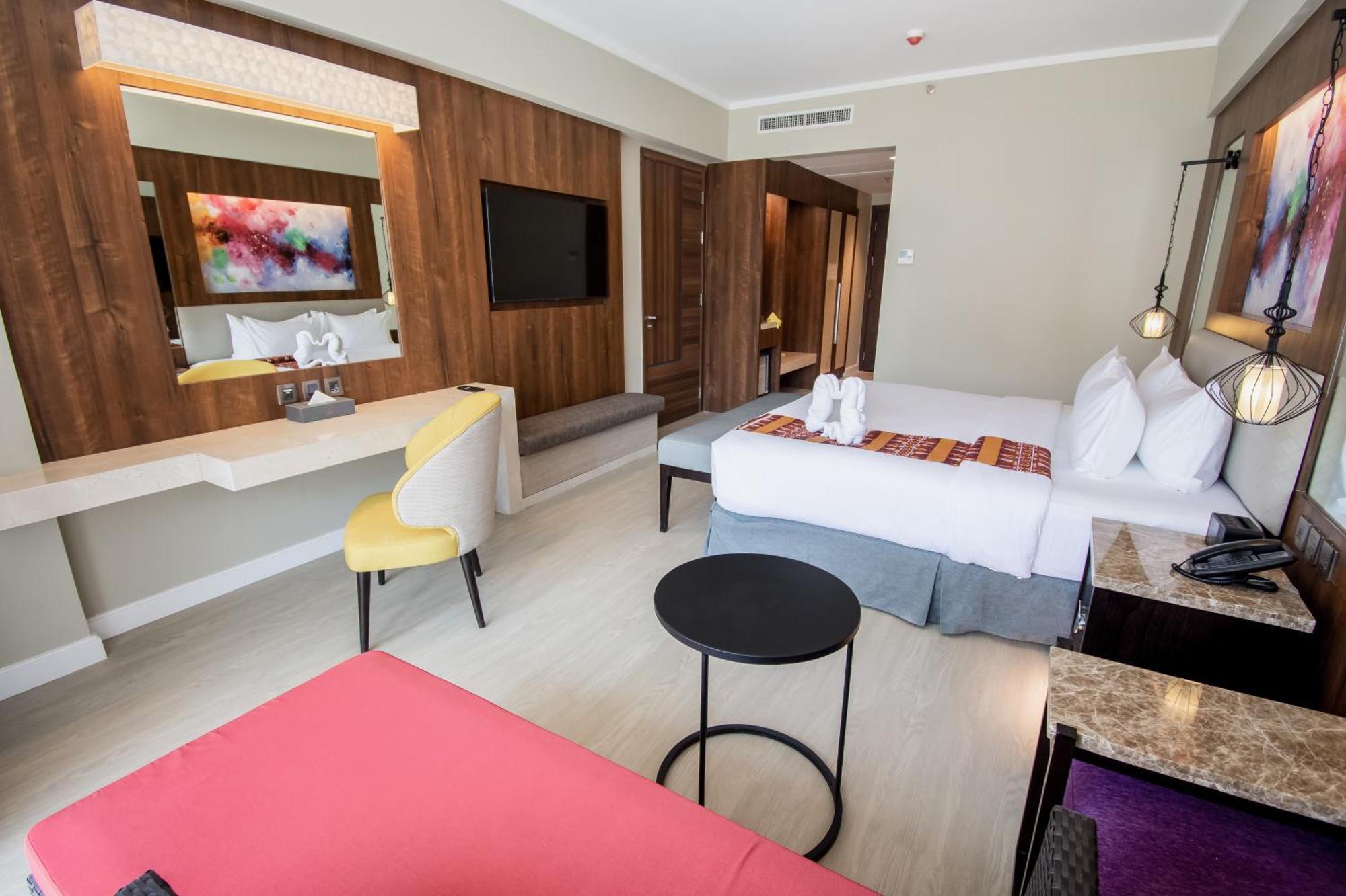 Mandarin Bay Resort And Spa Balabag  Zewnętrze zdjęcie